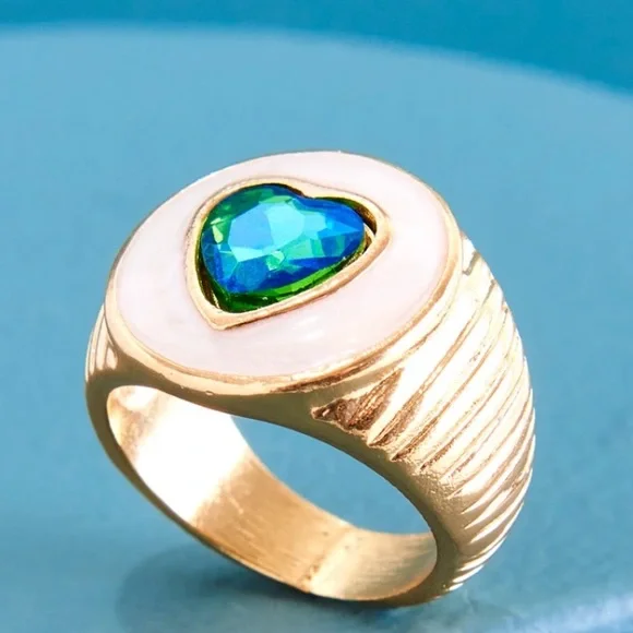 Earthbound Heart Signet Ring Size 6 - Picture 2 of 4